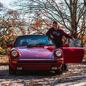 Meet your Posher, Christopher